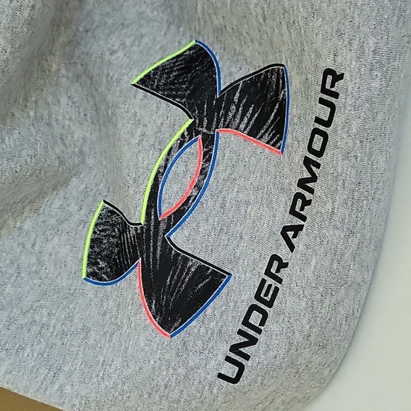 Under Armour Shorts, MENS GREY W/BELT, SIDE POCKETS, BACK SNAP POCKET, PULL-ON - Picture 2 of 5